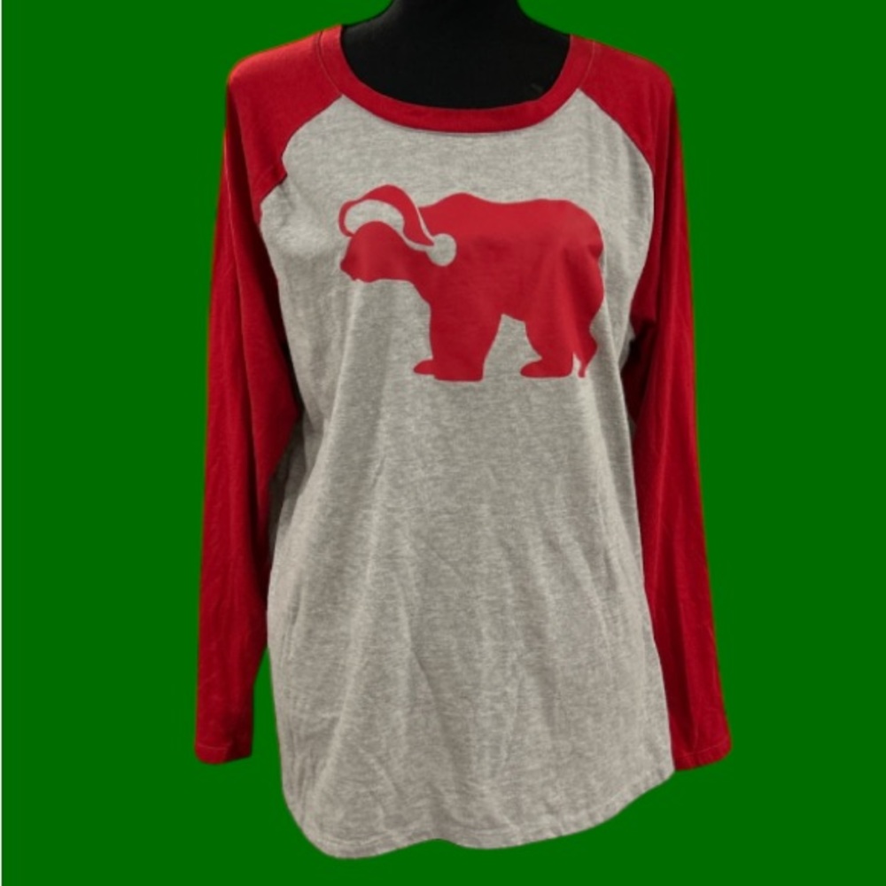 🎄NORTH POLE TRADING CO! SUPER CUTE & COMFY! HOLIDAY “MAMA BEAR” LOUNGE TOP! 🎄